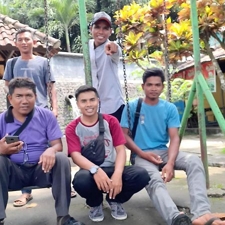 Ariata Arya Hostel Kuta  Экстерьер фото