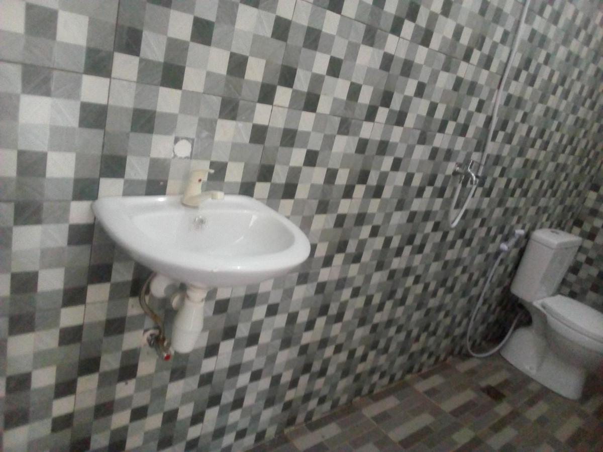 Ariata Arya Hostel Kuta  Экстерьер фото